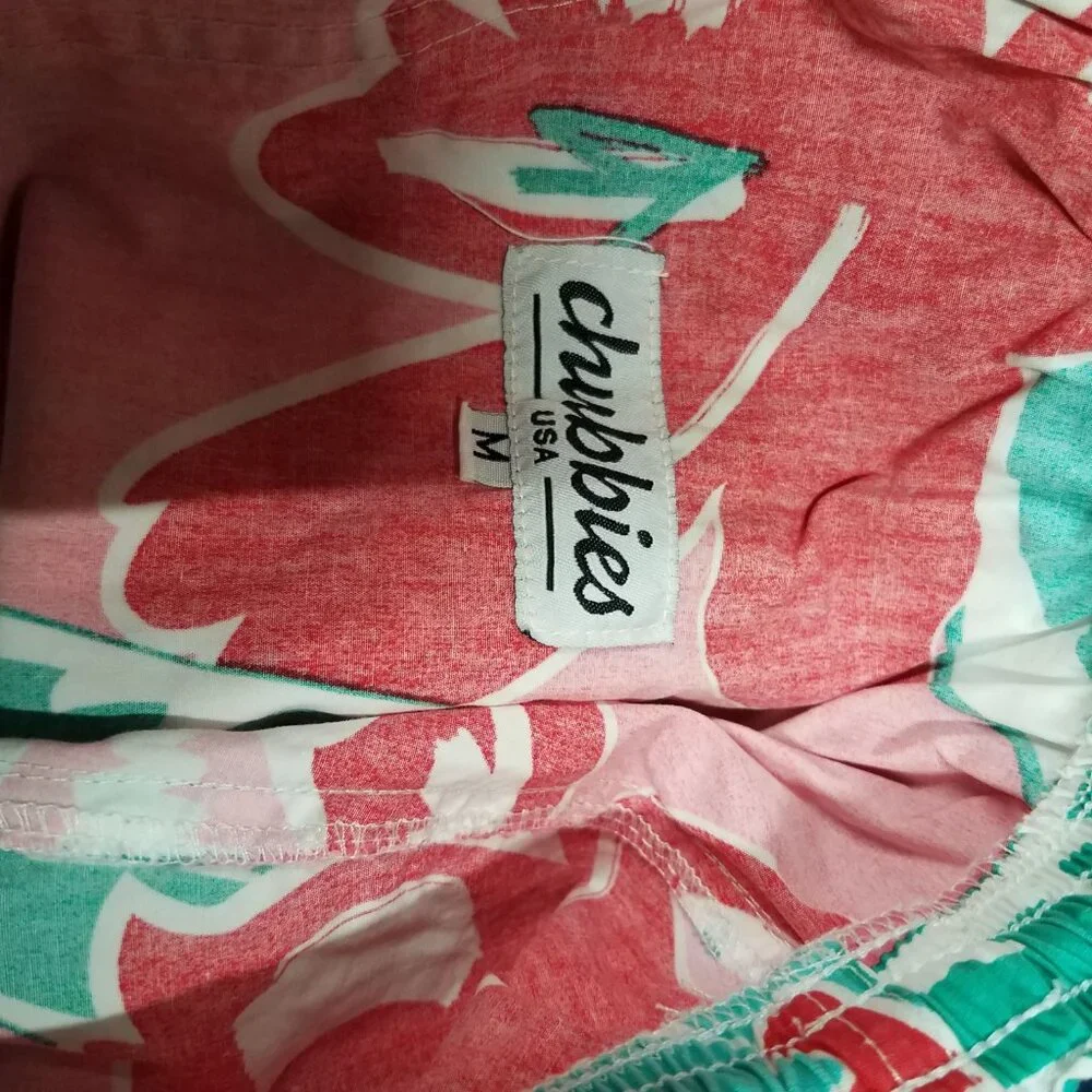 Chubbies Swim Trunks Mens Medium M Pink Green White Floral DAMAGED